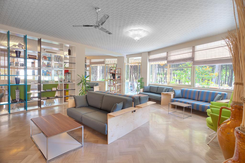 Hotel Antares Cervia Eksteriør billede