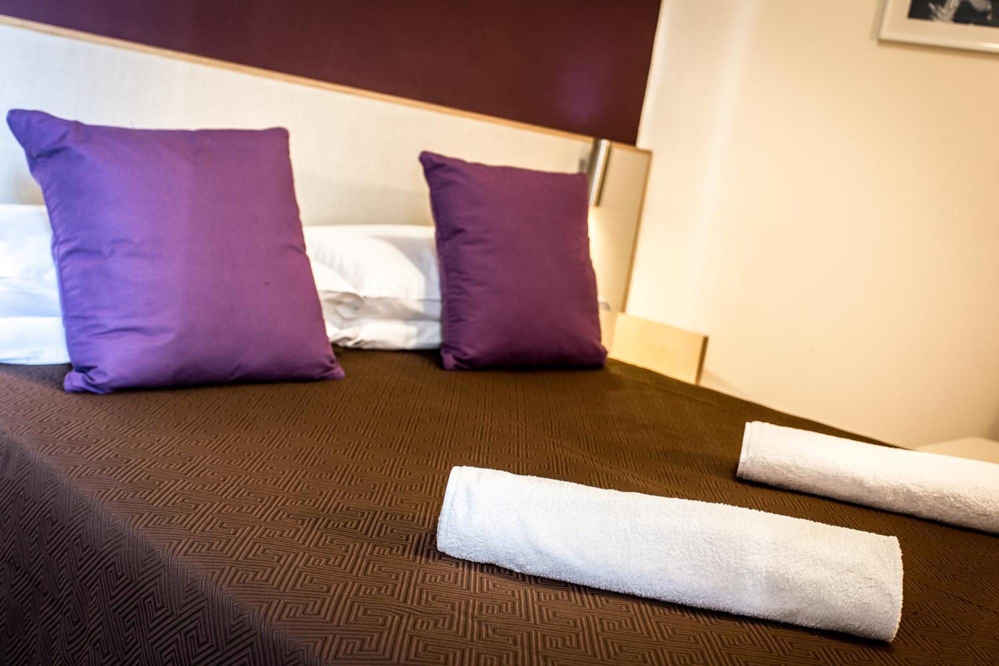 Hotel Antares Cervia Værelse billede